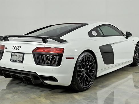 Used 2017 Audi R8 V10 plus AWD/4WD image 10