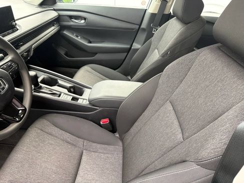Used 2025 Honda Accord LX image 3