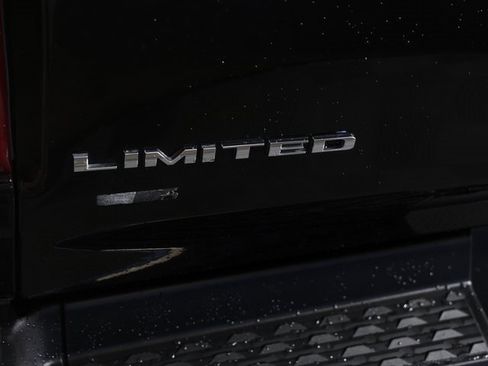 Used 2019 RAM 1500 Limited image 8