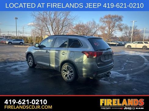 Used 2016 Mitsubishi Outlander SEL image 15