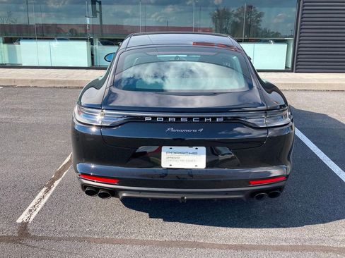 Certified 2023 Porsche Panamera 4 Platinum Edition AWD/4WD image 33