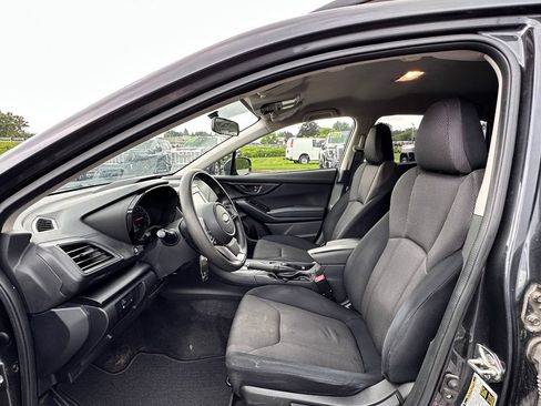Used 2019 Subaru Crosstrek 2.0i AWD/4WD image 18
