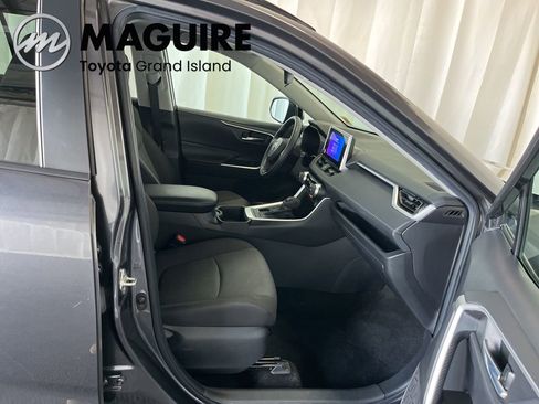 Used 2023 Toyota RAV4 XLE image 18