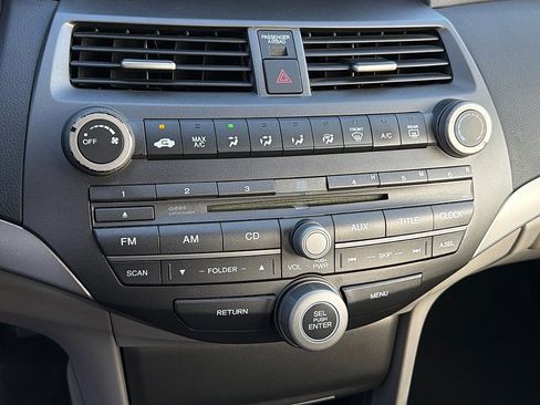 Used 2012 Honda Accord LX image 12