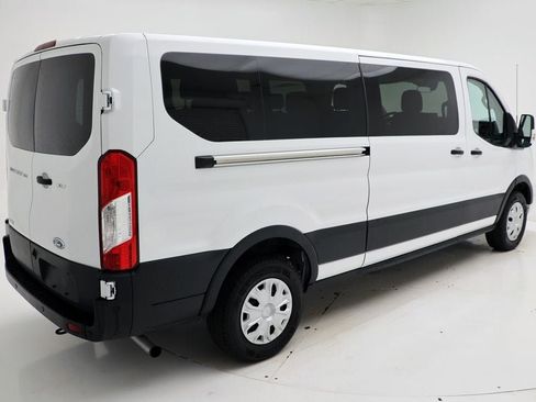 Used 2023 Ford Transit 350 XLT image 8