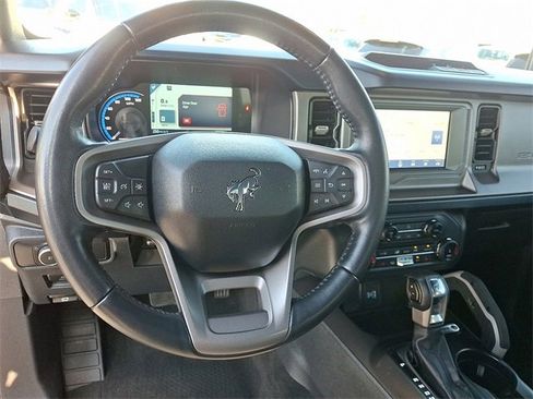 Used 2022 Ford Bronco Outer Banks image 18