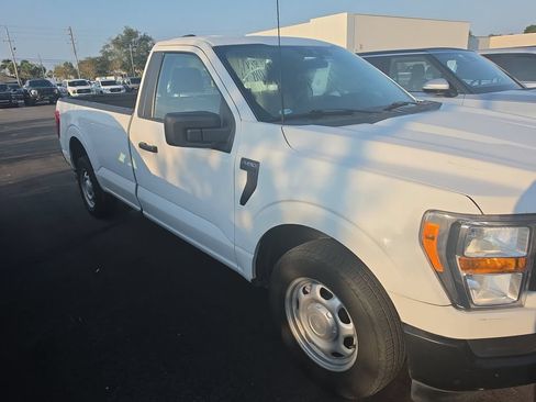 Used 2022 Ford F150 XL RWD image 3