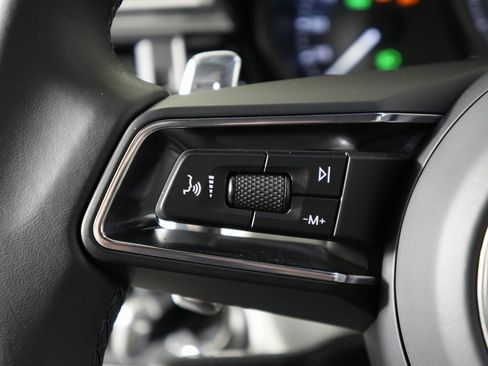 Certified 2023 Porsche Macan S image 22