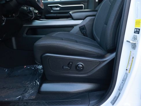 Used 2025 RAM 1500 Big Horn AWD/4WD image 18