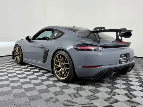 Used 2023 Porsche 718 Cayman GT4 RS image 3