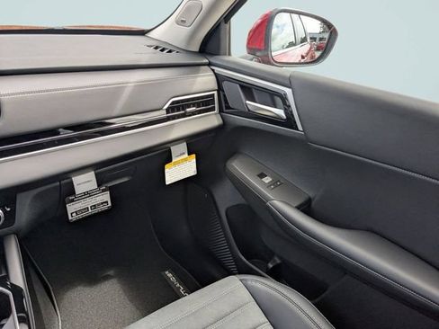 New 2026 Mitsubishi Outlander SE FWD image 15