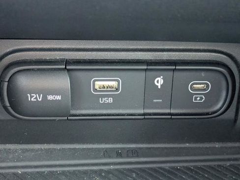 Used 2023 Kia Sportage EX FWD image 22