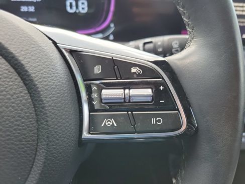 Certified 2025 Kia Seltos S FWD image 19