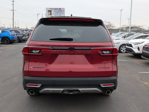 Certified 2025 Toyota Grand Highlander Hybrid MAX Platinum image 7