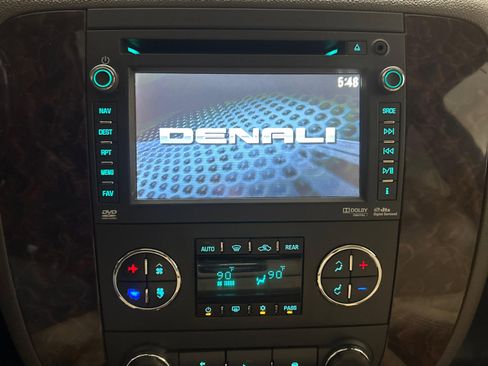 Used 2013 GMC Yukon Denali image 17