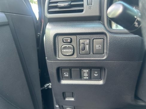 Used 2024 Toyota 4Runner Limited AWD/4WD image 18