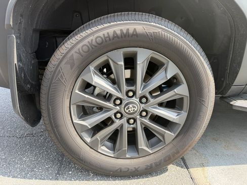 Used 2026 Toyota Land Cruiser w/ Premium Package image 11