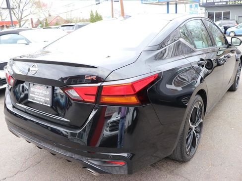 Used 2024 Nissan Altima 2.5 SR image 5