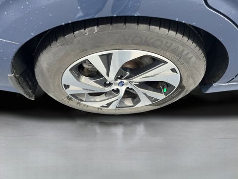 Used 2023 Subaru Legacy Premium image 9