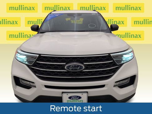 Certified 2021 Ford Explorer XLT w/ Equipment Group 202A RWD image 14