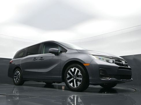 Used 2026 Honda Odyssey EX-L image 31