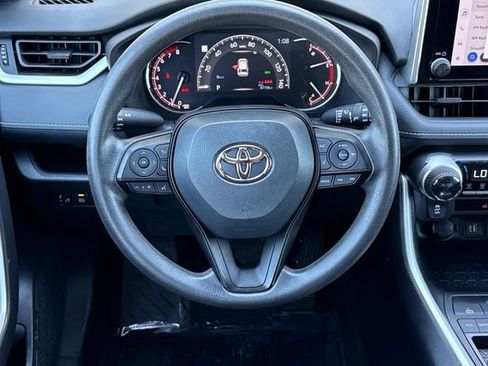 Used 2024 Toyota RAV4 XLE FWD image 16