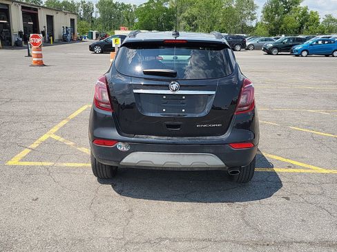 Used 2020 Buick Encore Preferred FWD image 7