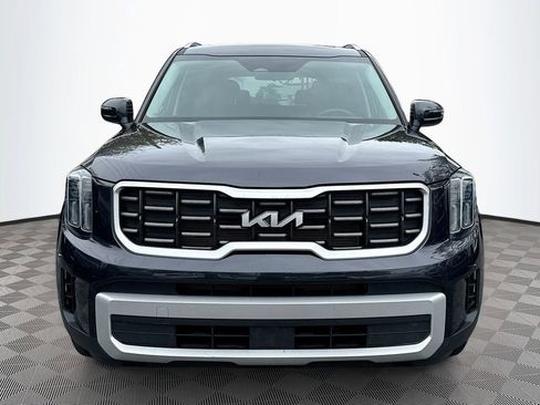 Used 2025 Kia Telluride S image 2