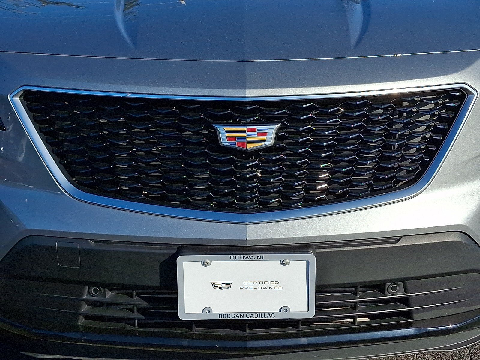 Certified 2023 Cadillac XT4 Sport w/ Cold Weather Package AWD/4WD image 9