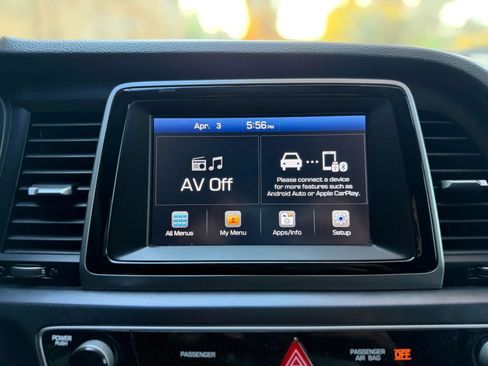 Used 2018 Hyundai Sonata SE FWD image 17