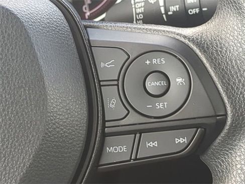 Certified 2025 Toyota RAV4 XLE image 25