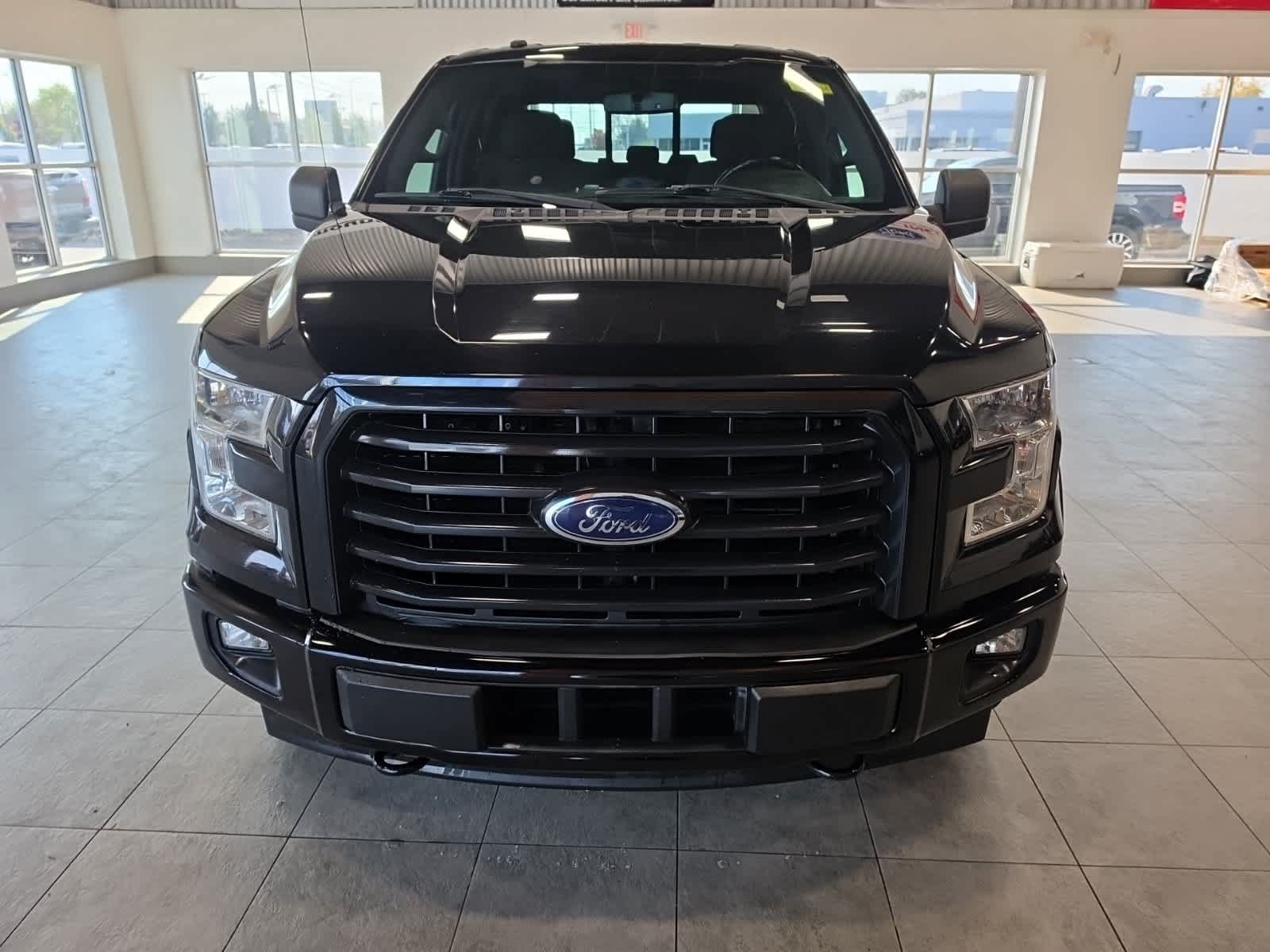 Used 2017 Ford F150 XLT w/ Equipment Group 302A Luxury AWD/4WD image 2