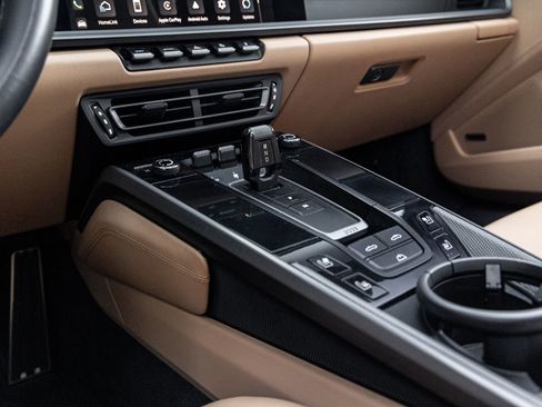 Certified 2023 Porsche 911 Carrera S RWD image 22