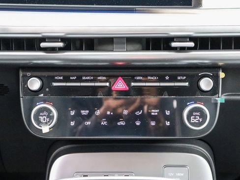 New 2026 Hyundai Ioniq 9 Calligraphy image 17