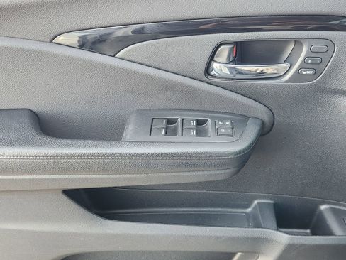 Used 2017 Honda Pilot Elite image 26