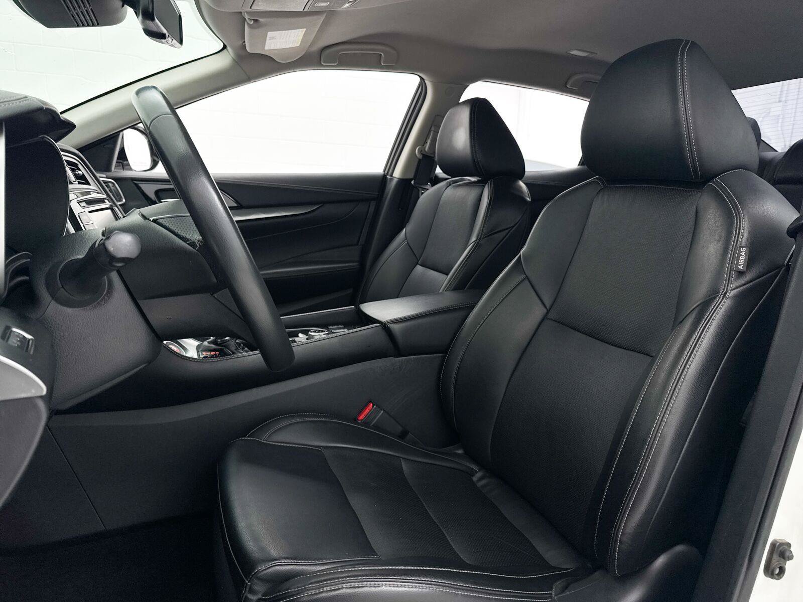 Used 2022 Nissan Maxima SV FWD image 21