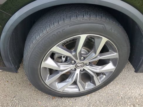Certified 2024 Acura MDX FWD w/ Technology Package image 3
