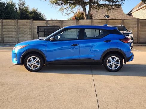 Used 2025 Nissan Kicks Play S FWD image 11