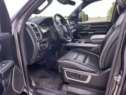 Used 2021 RAM 1500 Laramie w/ Sport Appearance Package AWD/4WD image 3