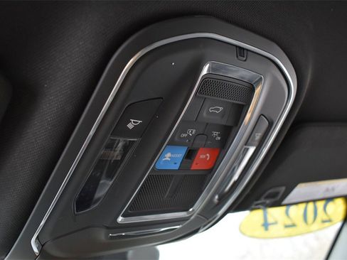 Used 2024 Jeep Grand Cherokee Altitude image 26