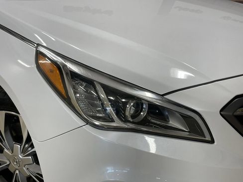 Used 2017 Hyundai Sonata Limited 2.0T FWD image 10