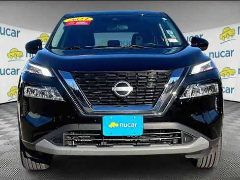 Certified 2023 Nissan Rogue SV image 2