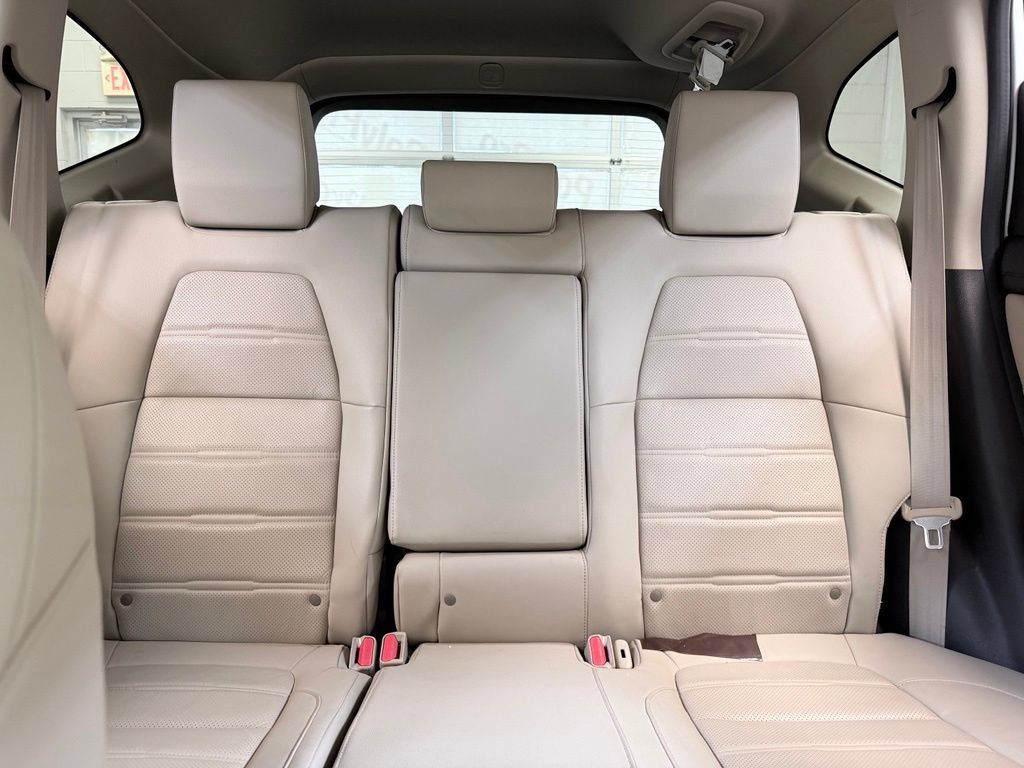 Used 2017 Honda CR-V Touring image 17