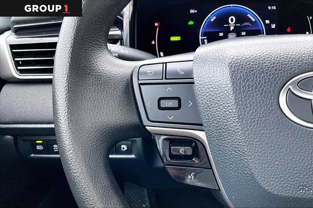 Certified 2025 Toyota Camry LE FWD image 24
