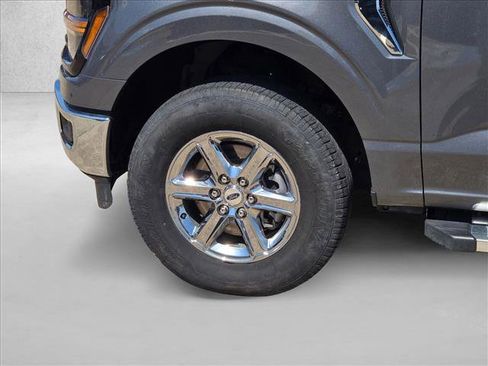 Used 2025 Ford F150 XLT w/ Equipment Group 301A Standard AWD/4WD image 10