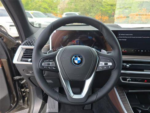 New 2026 BMW X5 xDrive50e w/ Climate Comfort Package AWD/4WD image 30