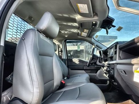 Used 2024 Ford F550 4x4 Regular Cab Super Duty image 22