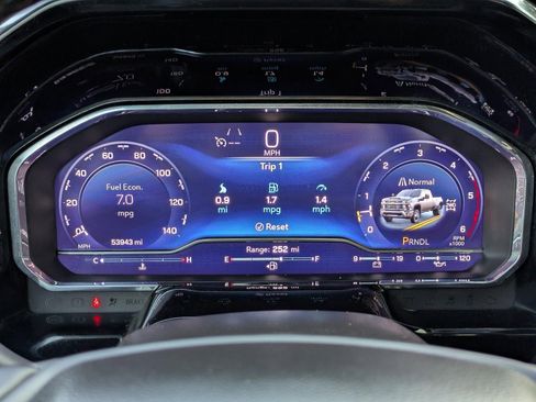 Used 2024 Chevrolet Silverado 3500 LT image 27