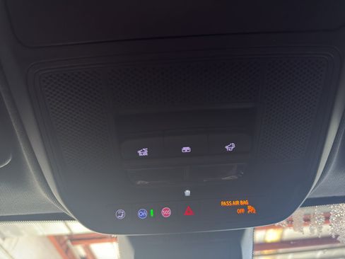 New 2026 Chevrolet Equinox LT w/ Convenience Package II image 17