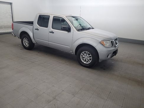 Used 2016 Nissan Frontier SV AWD/4WD image 11